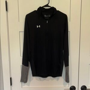 Under Armour Heat Gear Quarter Zip Shirt